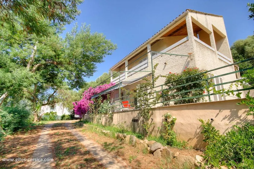 Gîte con giardino, terrazza e barbecue | Ammette animali domestici - Image 1