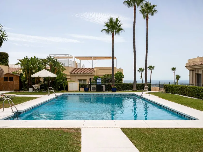 La Quinta Hills - Image 1