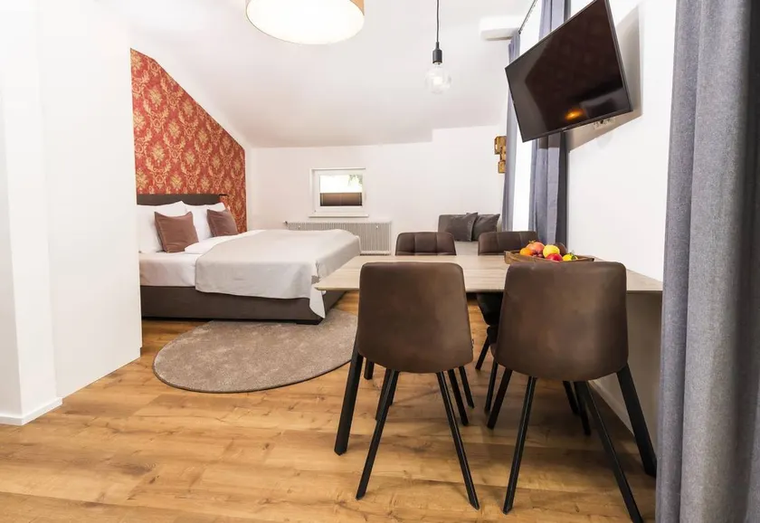 Appartamento con terrazza - Image 1