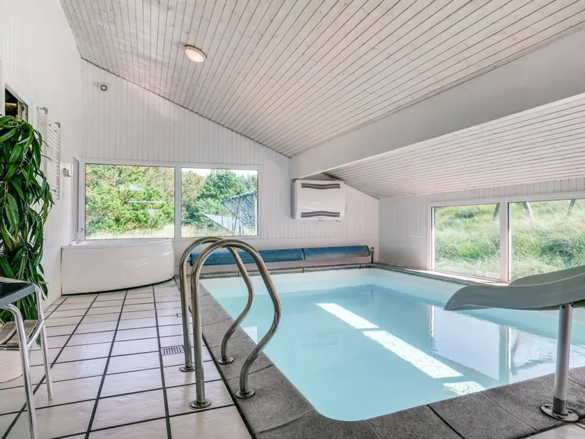 Children-friendly big holiday home with private pool, sauna & terrace | Pets are welcome - Image 1