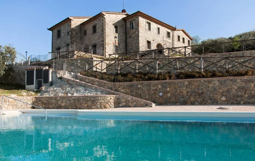 Farm with garden, terrace & pool | Panoramic view - Image 1