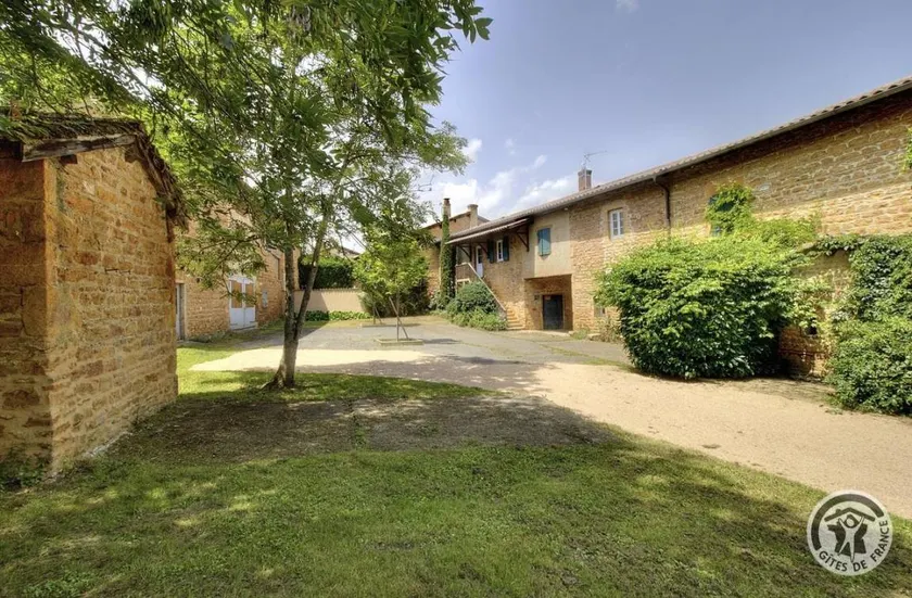 Gite with garden & barbecue - Image 1