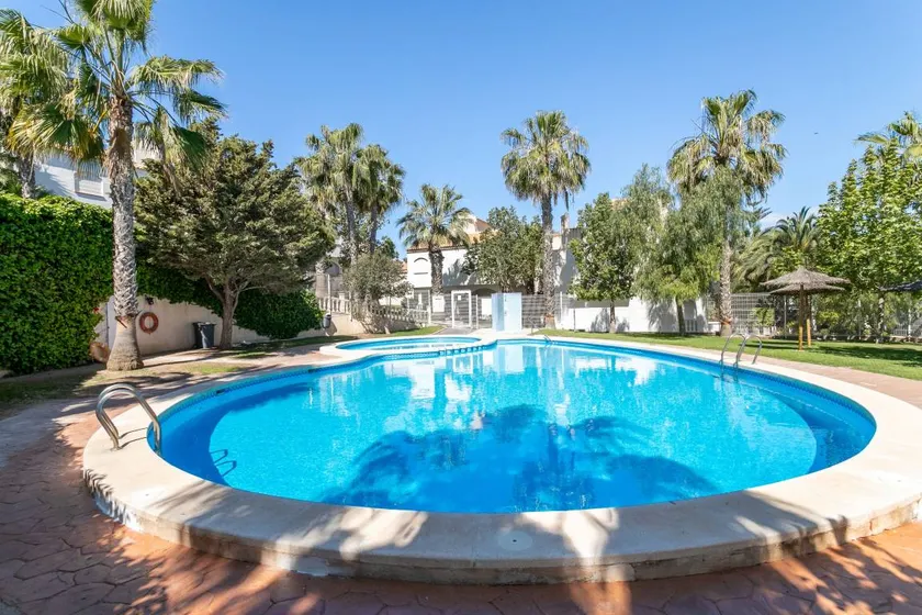 Children-friendly lovely bungalow with pool, garden & terrace | Sea view | Beach nearby | Pets allowed - Image 1