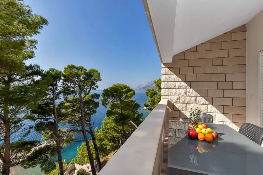 Flat with garden, terrace & BBQ | Sea view - Image 1