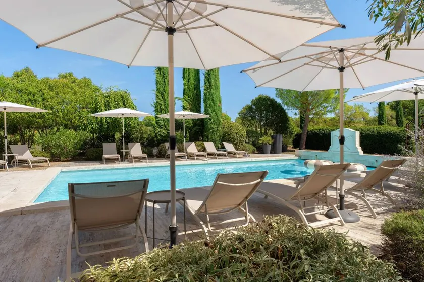 Le Pigeonnier house with pool, mountain view, Wi-Fi, and air conditioning - Image 1