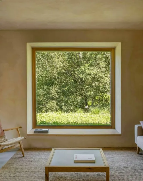 Casa vacacional apropiada para familias con terraza y jardín - Image 1