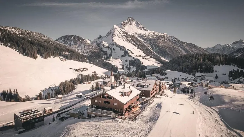 Familienfreundliches geräumiges Aparthotel mit Garten, Sauna und Terrasse | Skifahren in der Nähe | Perfekt für die Arbeit von Zuhause | Haustiere erlaubt - Image 1