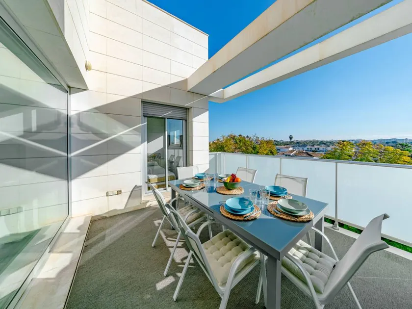 Children-friendly apartment with pool, garden & terrace | Sea view - Image 1