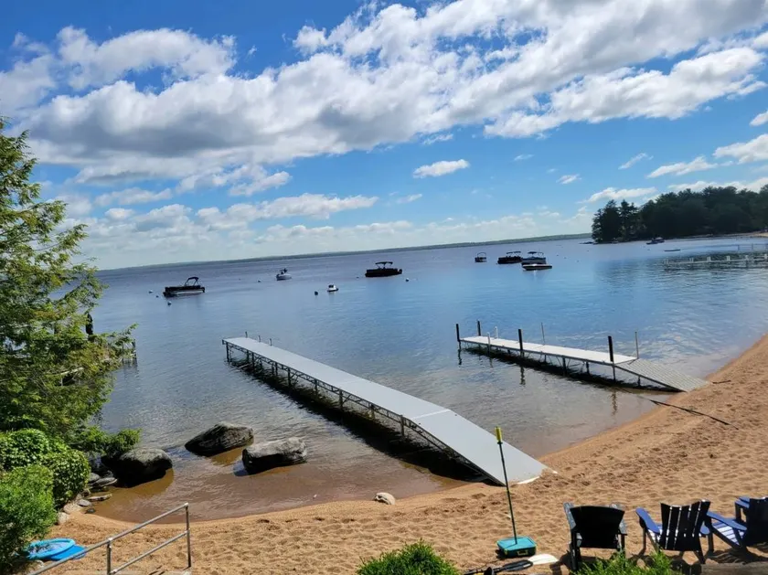 Cabin with BBQ | Lake view - Image 1