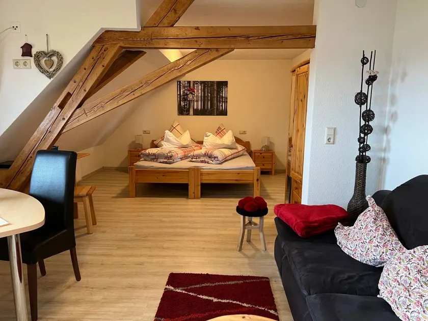 Studio Apartment 'Apartment Schweizblick, 35 Qm' with Shared Garden and Wi-Fi - Image 1