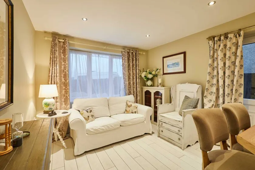 Family-friendly apartment with barbeque & garden - Image 1
