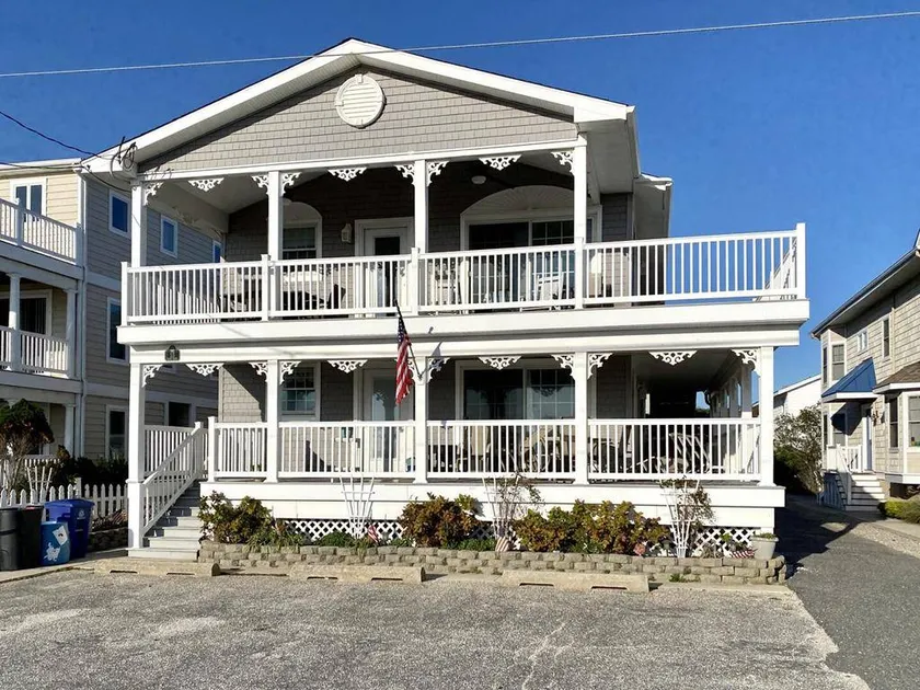 2nd Condo from the beach, close to town - Image 1