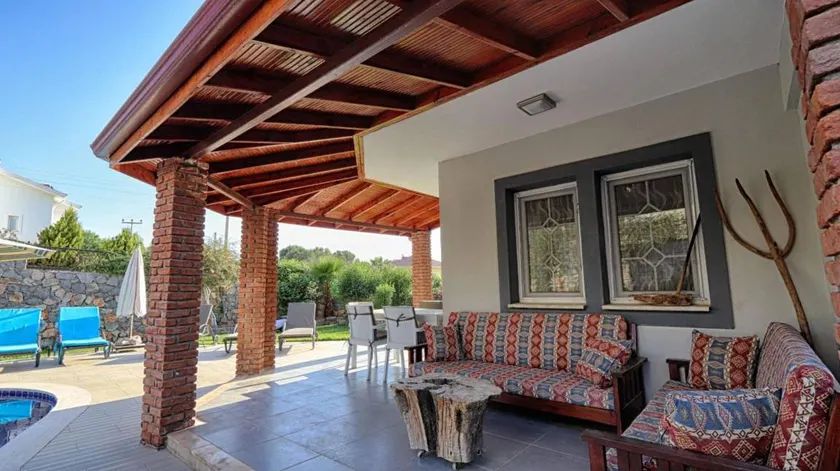 Children-friendly nice villa with private pool, garden & barbecue | Mountain view - Image 1