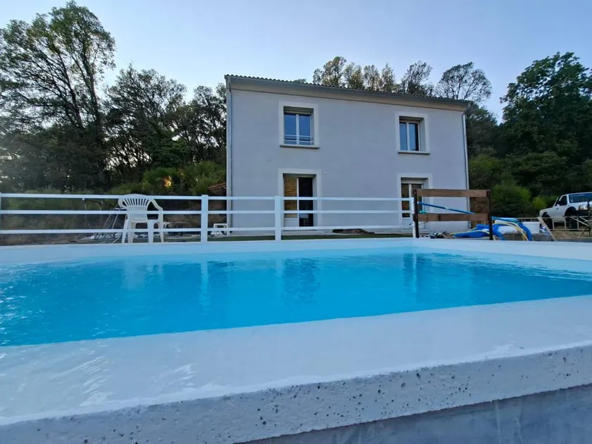 House with garden, terrace & private pool - Image 1