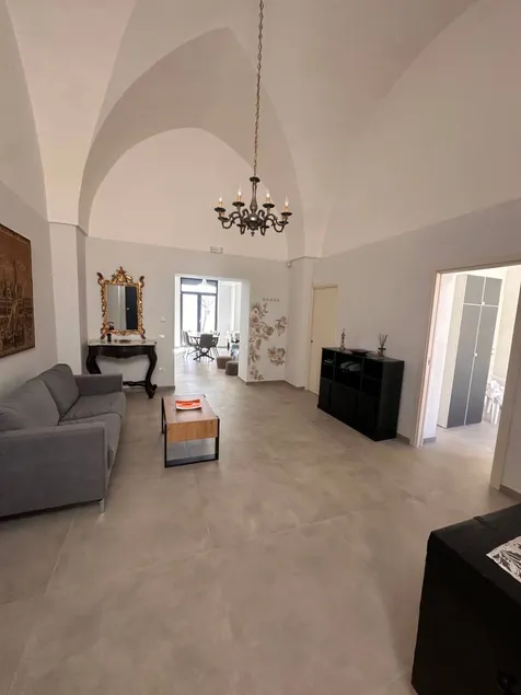 Children-friendly wonderful house with BBQ & garden | City view | Pet-friendly - Image 1