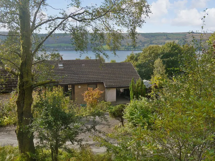 Cottage with garden & BBQ | Sea view - Image 1