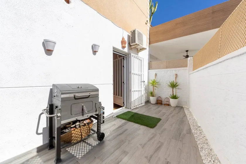 Apartment with BBQ & garden - Image 1