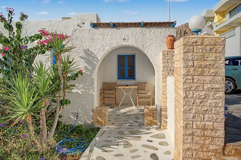 Wohnung mit Pool und Garten | Meerblick - Image 1