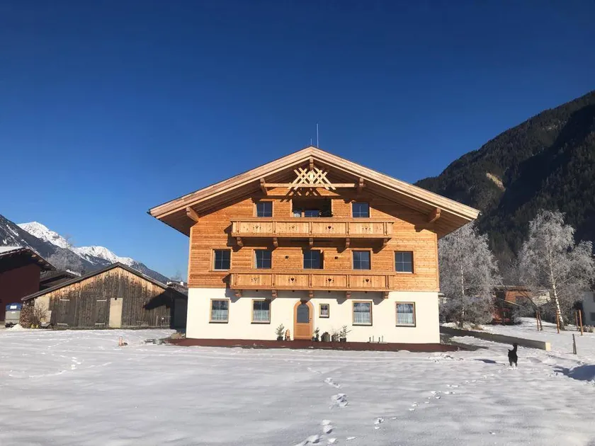 Apart Hoamatgfühl - Image 1