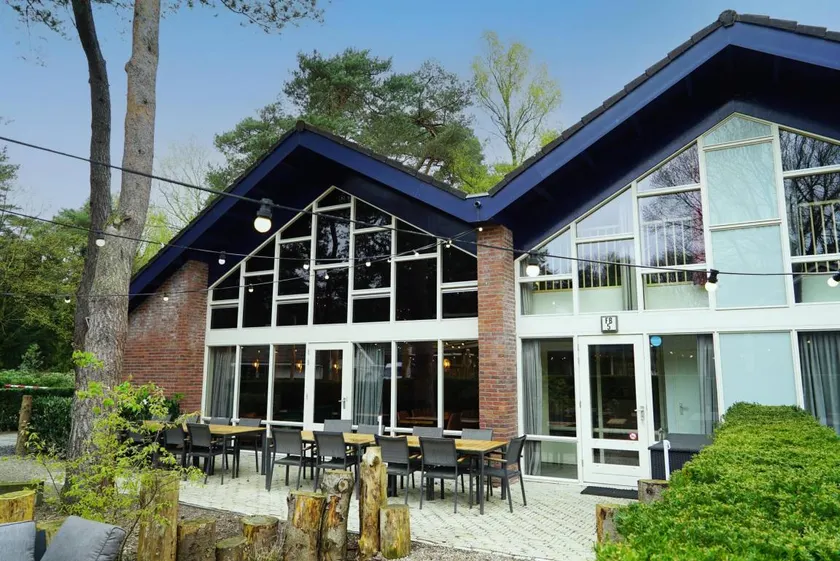 Lovely holiday home with garden & terrace | Pets are welcome - Image 1