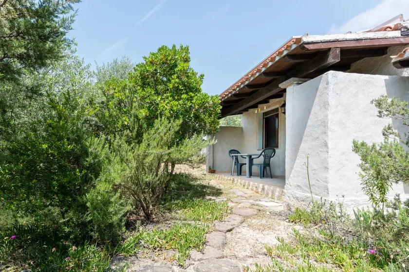 Longère avec terrasse et jardin | Vue jardin - Image 1