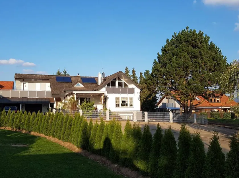 Ferienwohnung 'Lindengarten' mit Privatterrasse, Balkon und Wi-Fi - Image 1