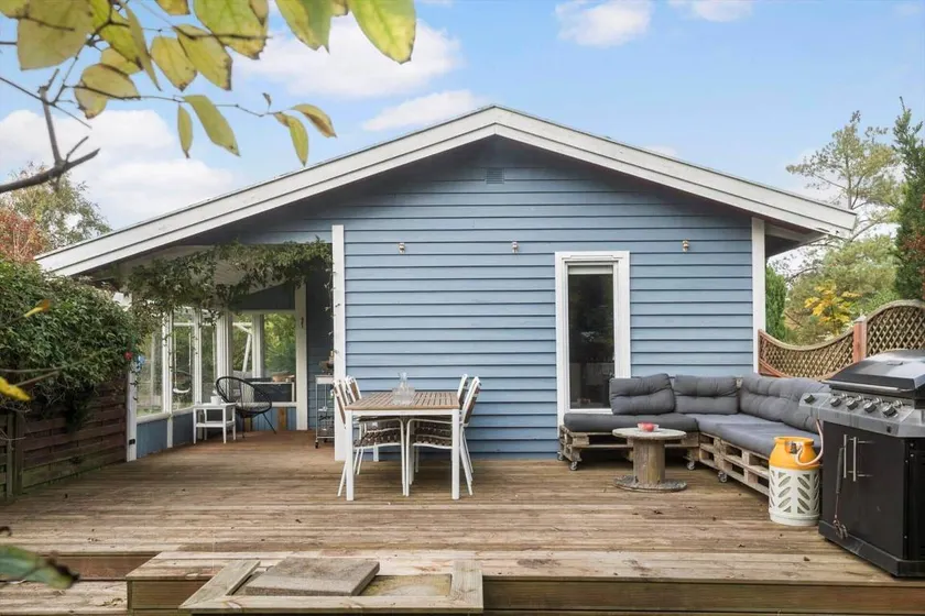 Beautiful holiday home with terrace, barbecue & sauna | Pets are welcome - Image 1