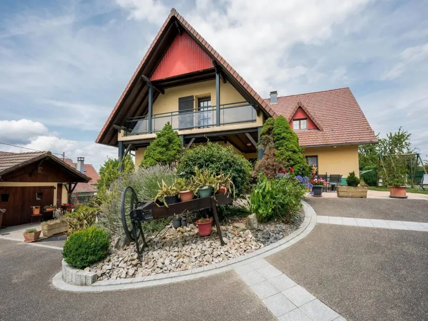 Charming Cottage 'Le Cheval Blanc' Surrounded by Nature Near Swiss and German Borders - Image 1