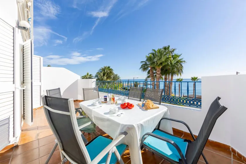 Family-oriented apartment with garden, pool & terrace | Garden view | Next to the beach | Perfect for remote work | Pets allowed - Image 1