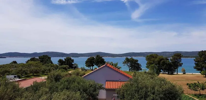 Casa vacacional totalmente equipada con jardín, terraza y barbacoa | Cerca de la playa | Admite perro - Image 1