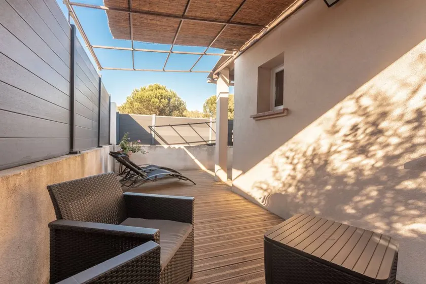 Flat with barbeque & terrace | Garden view - Image 1