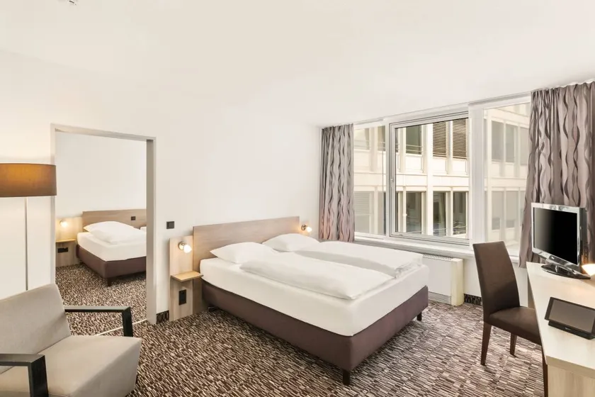 Private room with terrace - Image 1