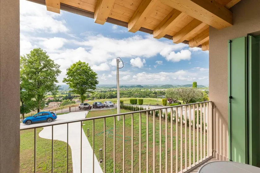 Bed and breakfast with garden | Panoramic view - Image 1