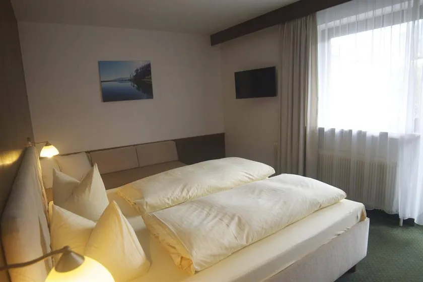 Hotel Sonnhof - Image 1