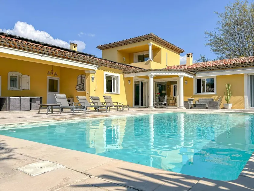 Familienorientiertes Ferienhaus mit privatem Pool, Garten und Terrasse | Haustiere erlaubt - Image 1