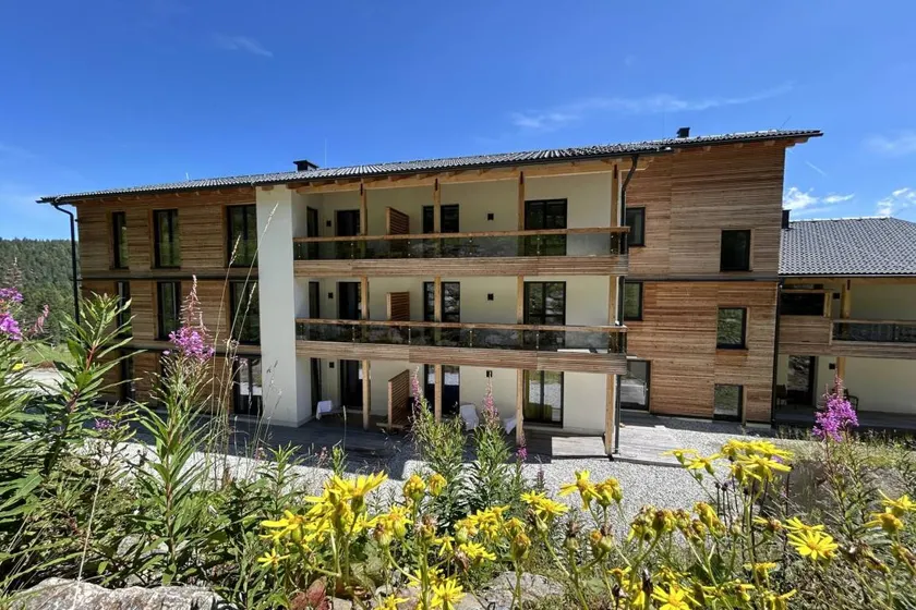 Charming flat with terrace, garden & barbeque | Next to the ski - Image 1