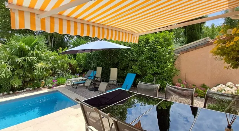 Guest Rooms 'Le Paradis' with Shared Pool, Wi-Fi and Air Conditioning - Image 1