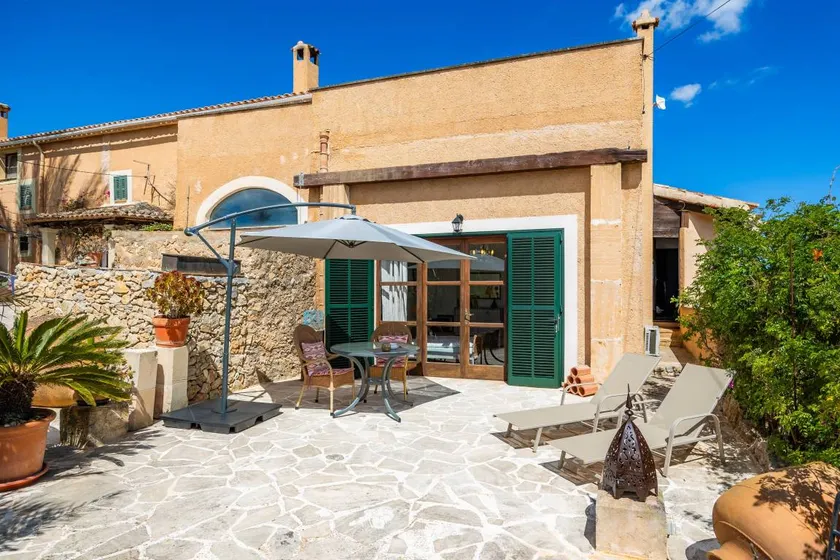 Charming finca with pool, garden & barbecue | Mountain view - Image 1