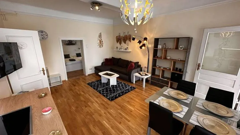 Flat with garden, terrace & barbeque - Image 1