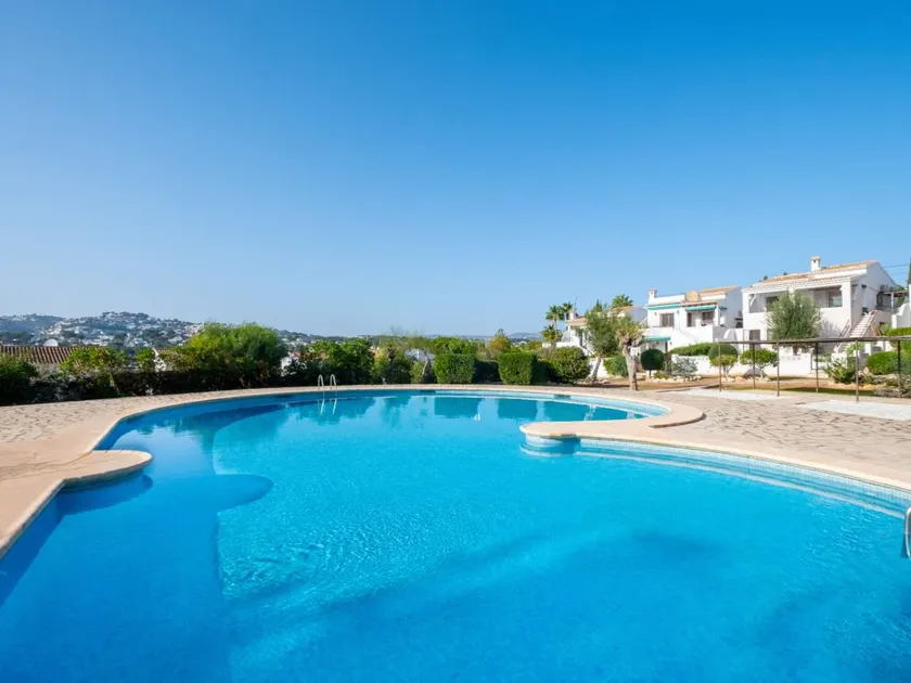 House with terrace, pool & garden | Mountain view | Good for workation - Image 1