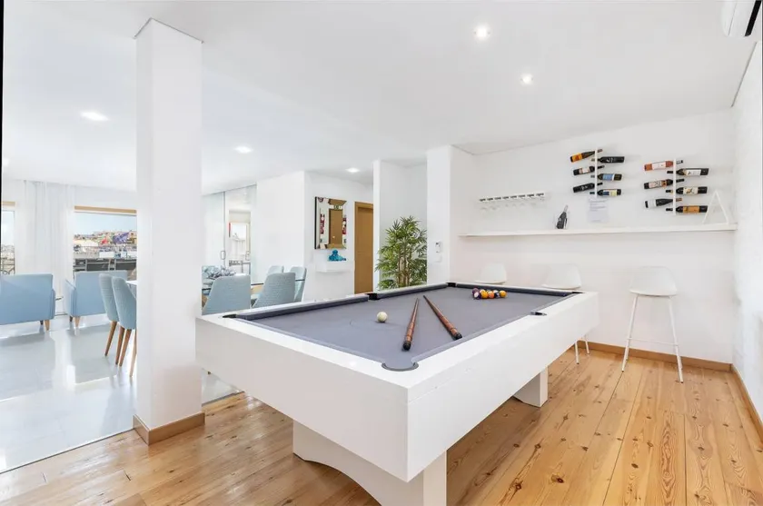 Appartement de vacances avec jacuzzi, piscine et jardin | Vue jardin - Image 1
