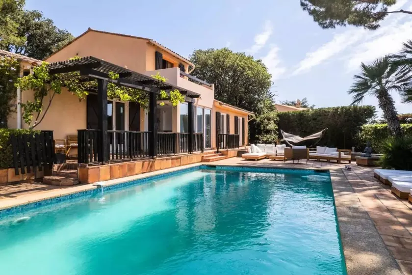 Residence Villa 5 Bedrooms, Sauna, Swimming pool and sea view. - VILLA 5 bedrooms, sauna, swimming pool and sea view. - Image 1