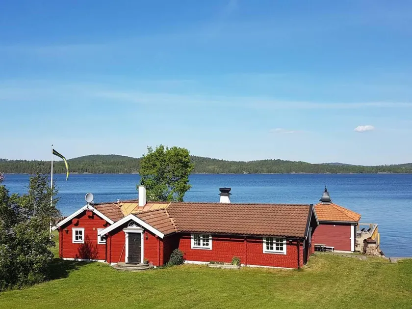 Cottage avec jacuzzi, barbecue et sauna | Vue lac - Image 1