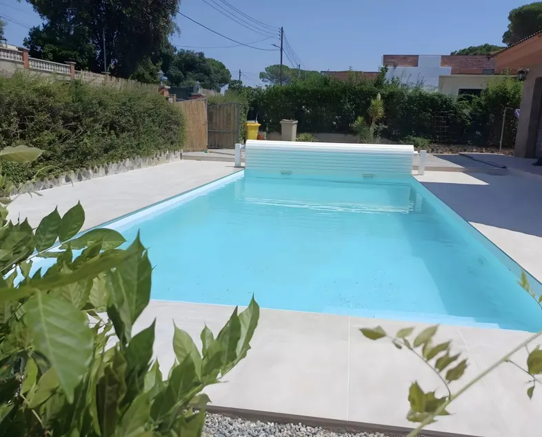 Pool and Nature Just 20km from Costa Brava Beaches - Image 1