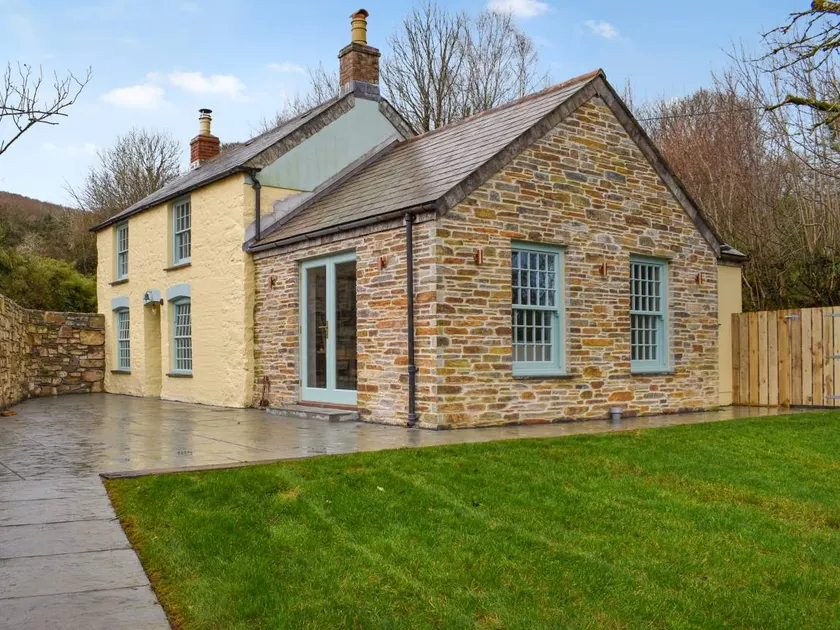 Bluebell Cottage - Image 1