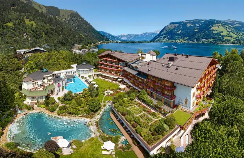 SALZBURGERHOF WELLNESS-, GOLF- UND GENIEßERHOTEL - Image 1