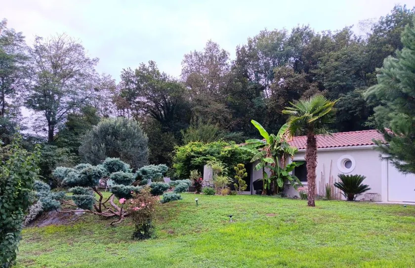 Fully equipped gite with barbeque, terrace & garden | Pets are welcome - Image 1