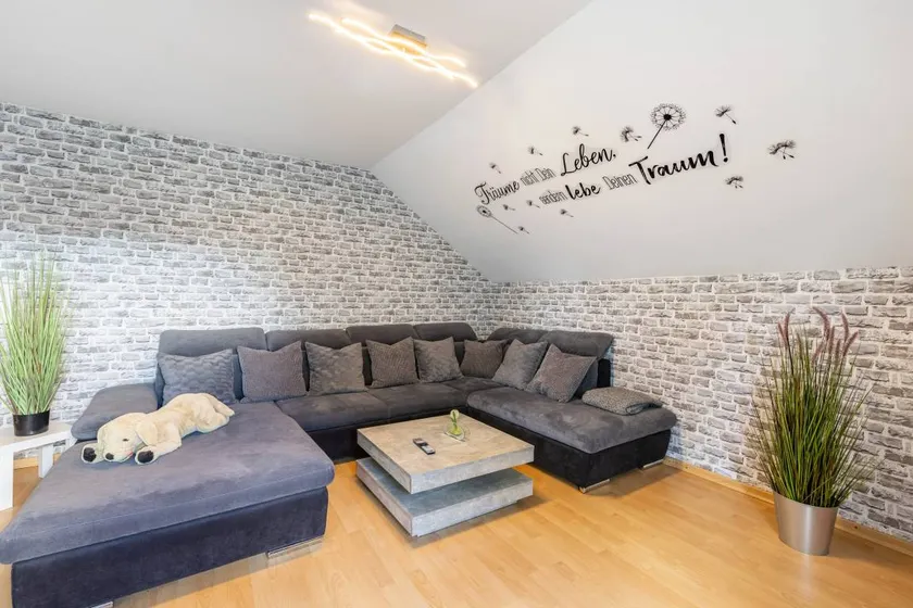 Children-friendly nice holiday apartment with garden | Garden view - Image 1