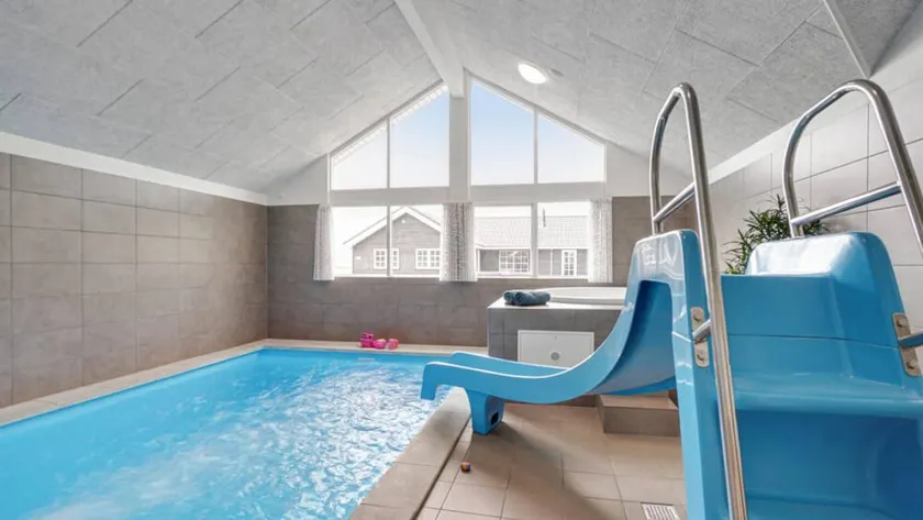 Family-friendly nice holiday home with sauna, garden & terrace - Image 1