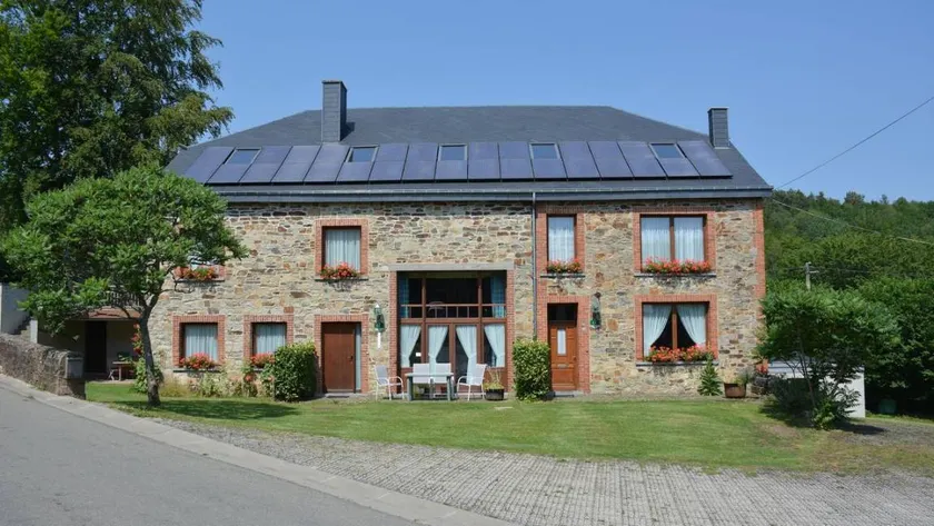Gorgeous Holiday Home in Daverdisse with Garden - Image 1